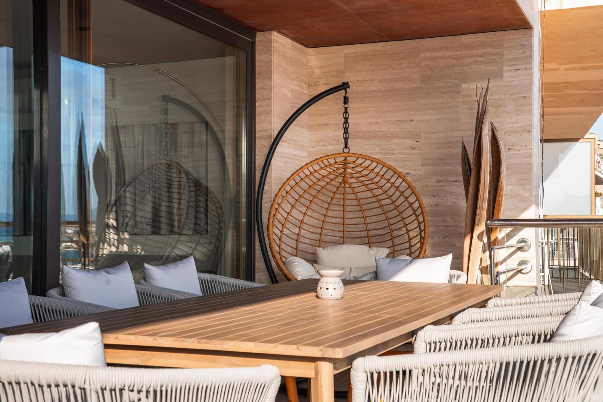 Luxury Sea View Apartment In Puerto De Alcudia Eksteriør bilde